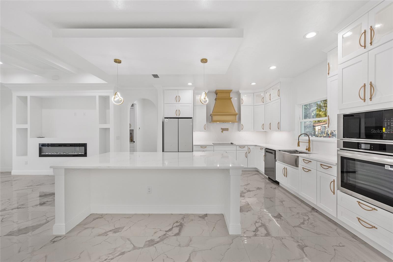 ROLLING HILLS UN 4 - Residential