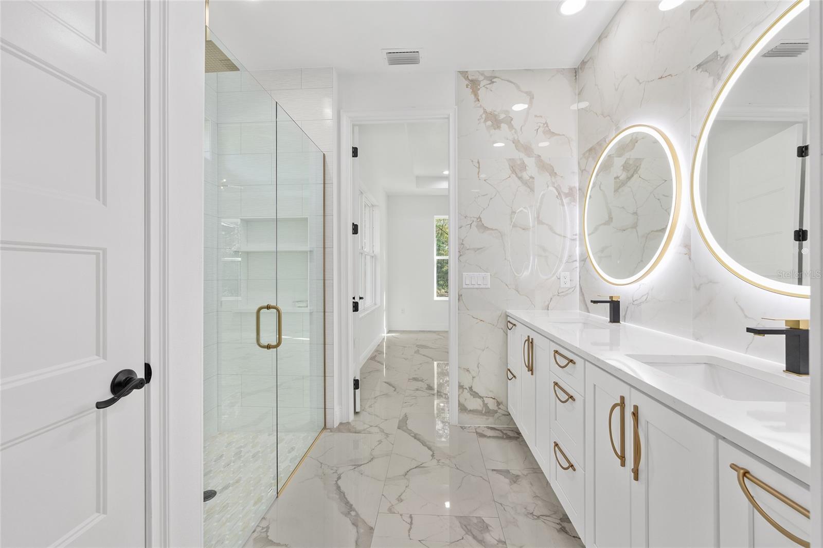 ROLLING HILLS UN 4 - Residential