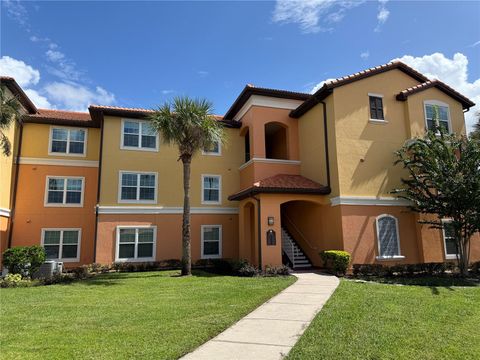 Photo of 5455 Vineland Road #3302, Orlando, FL 32811 (MLS # O6355662)