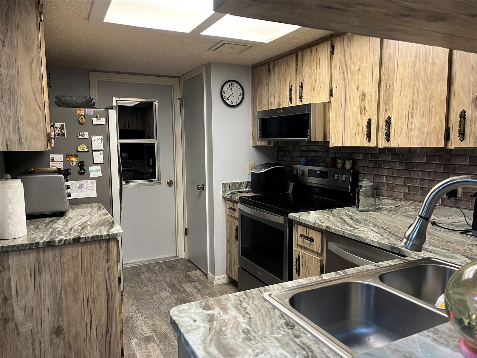 VILLAS BELLEVIEW - Residential