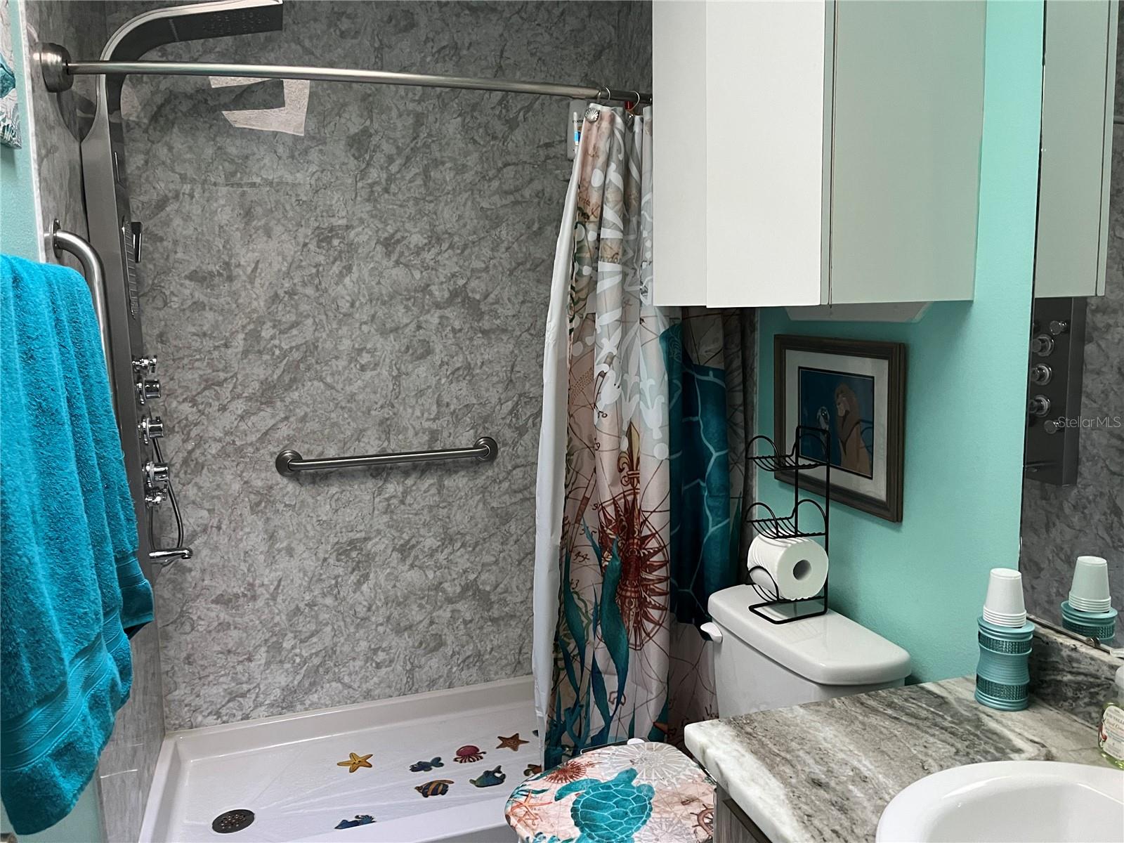 VILLAS BELLEVIEW - Residential