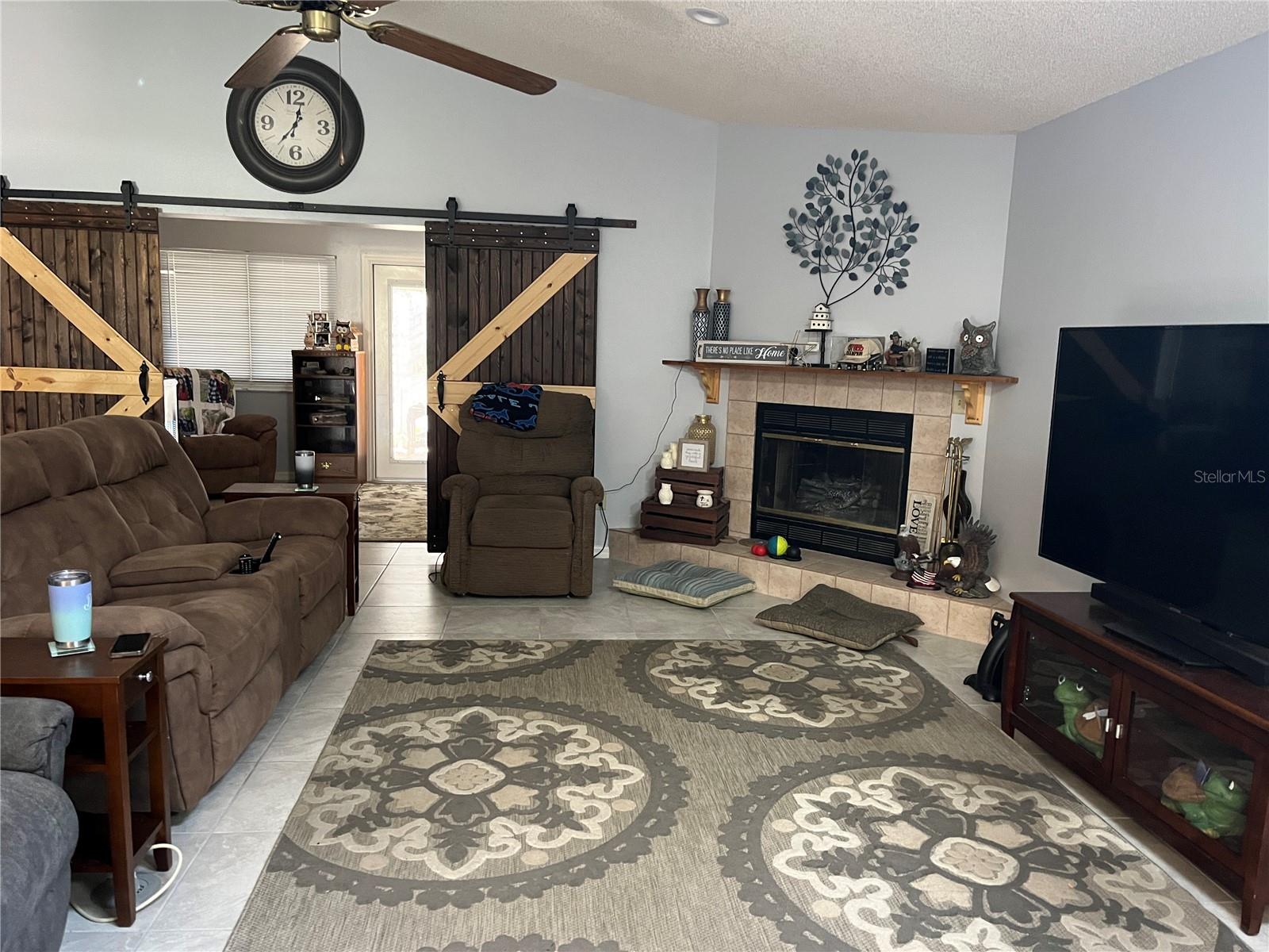 VILLAS BELLEVIEW - Residential