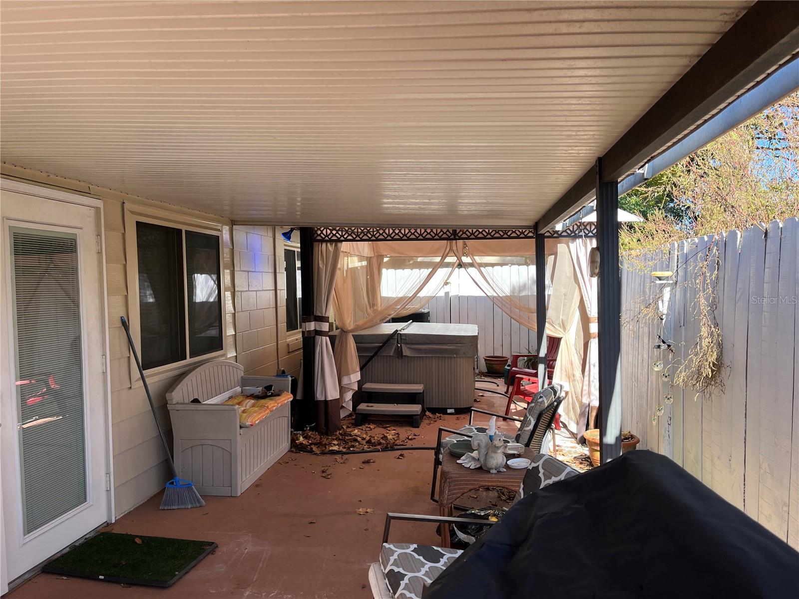 VILLAS BELLEVIEW - Residential