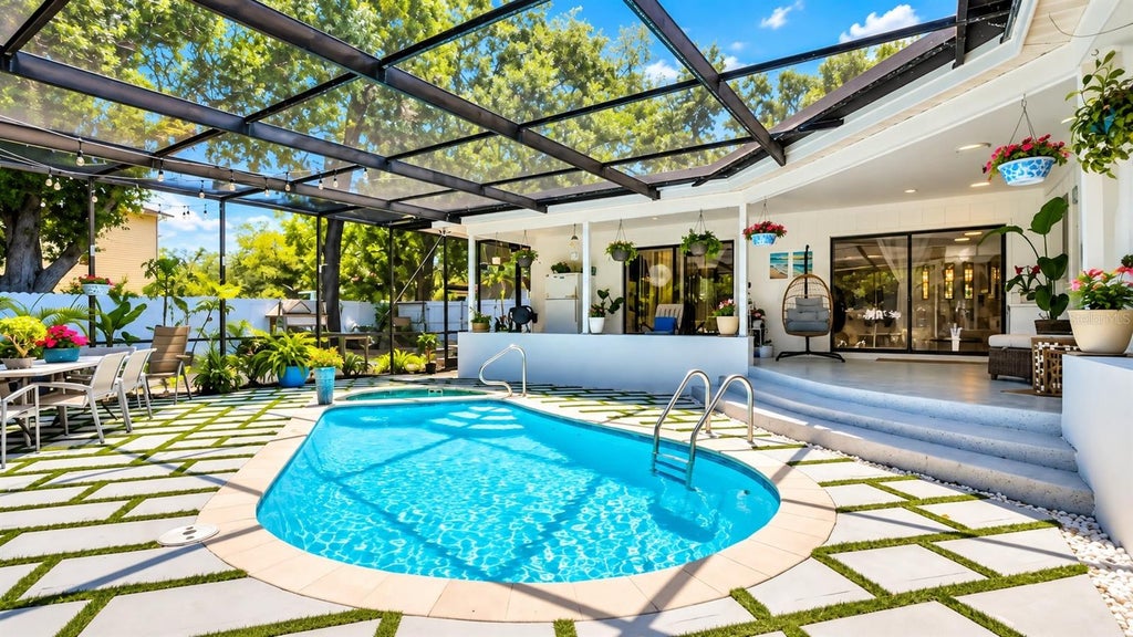 Photo of 1307 Normandy Circle, Palm Harbor, FL 34683 (MLS # TB8500489)