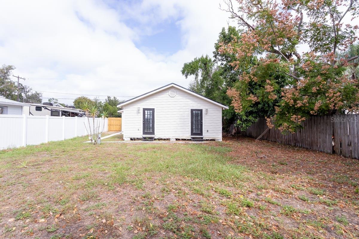 TEMPLE CREST UNIT 2 - Residential Lease