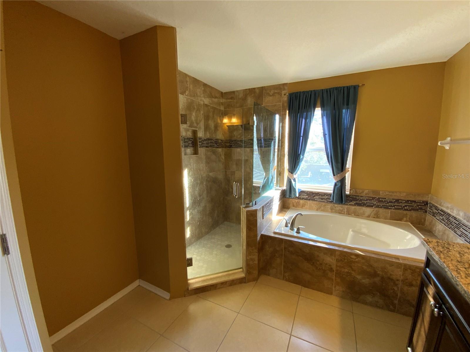 PINE CREEK 42/138 - Residential Lease