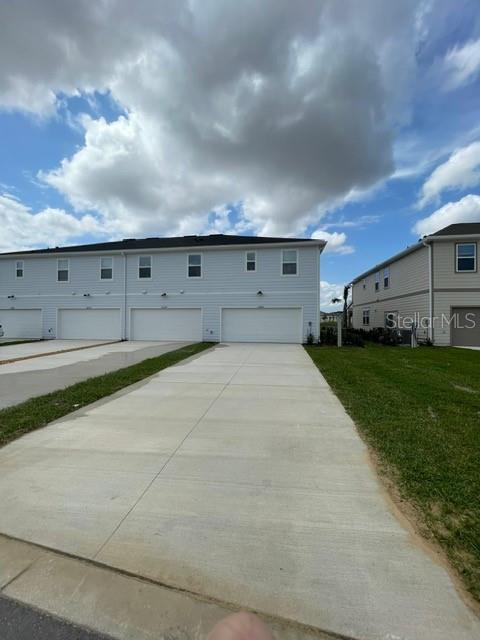 SILVERLEAF OAKS AT HAMLIN PHASE 3A 115/63 LOT 514 - Residential Lease