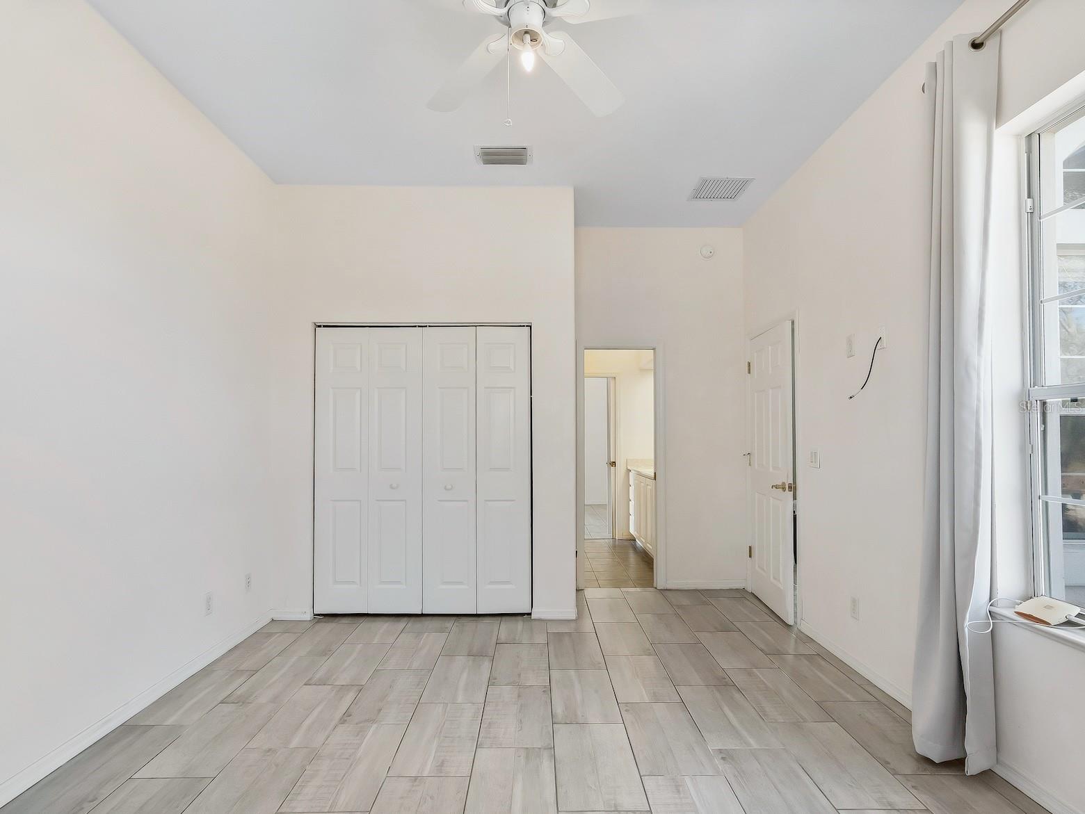 HARBOR HILLS UN #1 - Residential