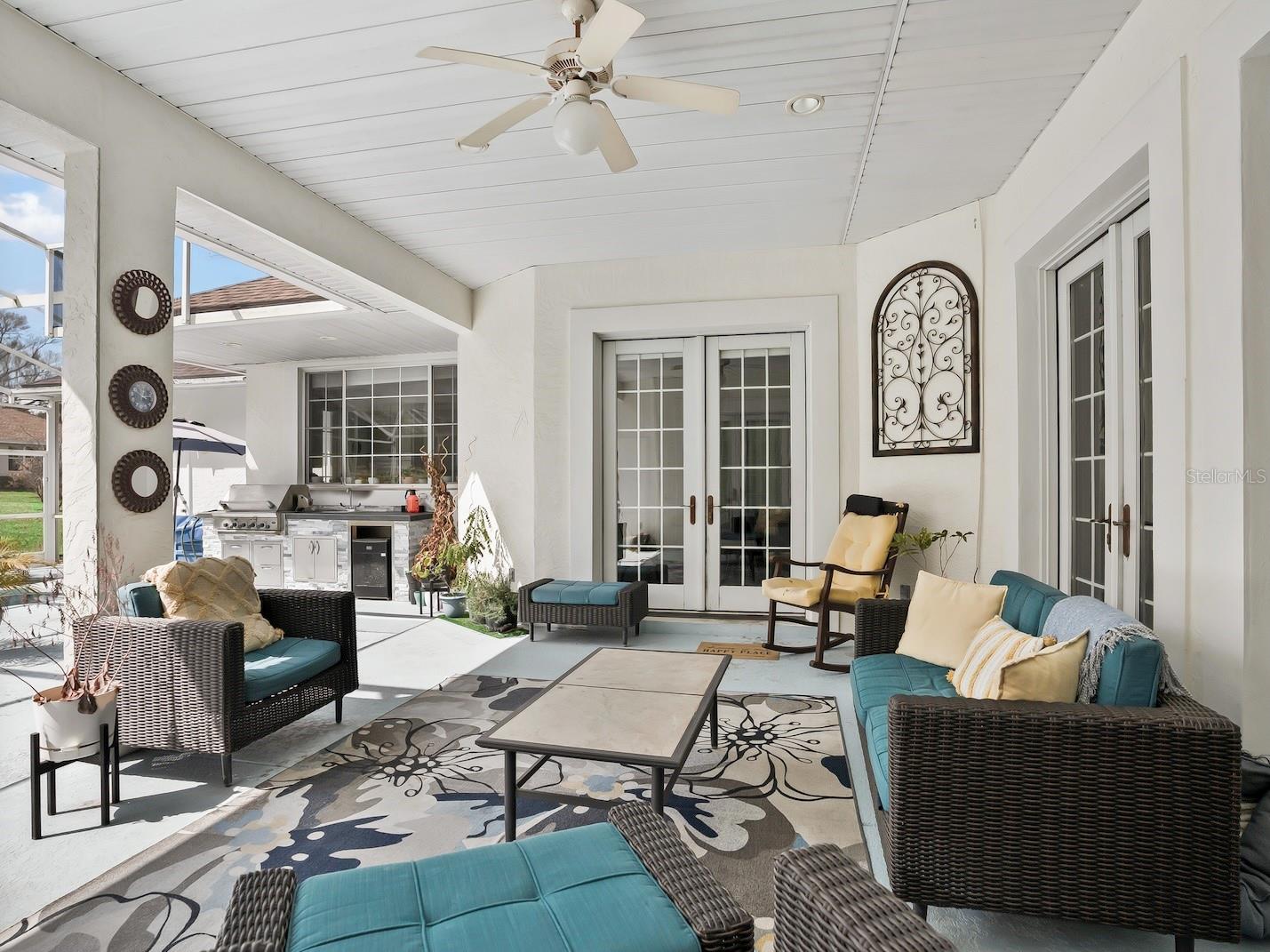 HARBOR HILLS UN #1 - Residential