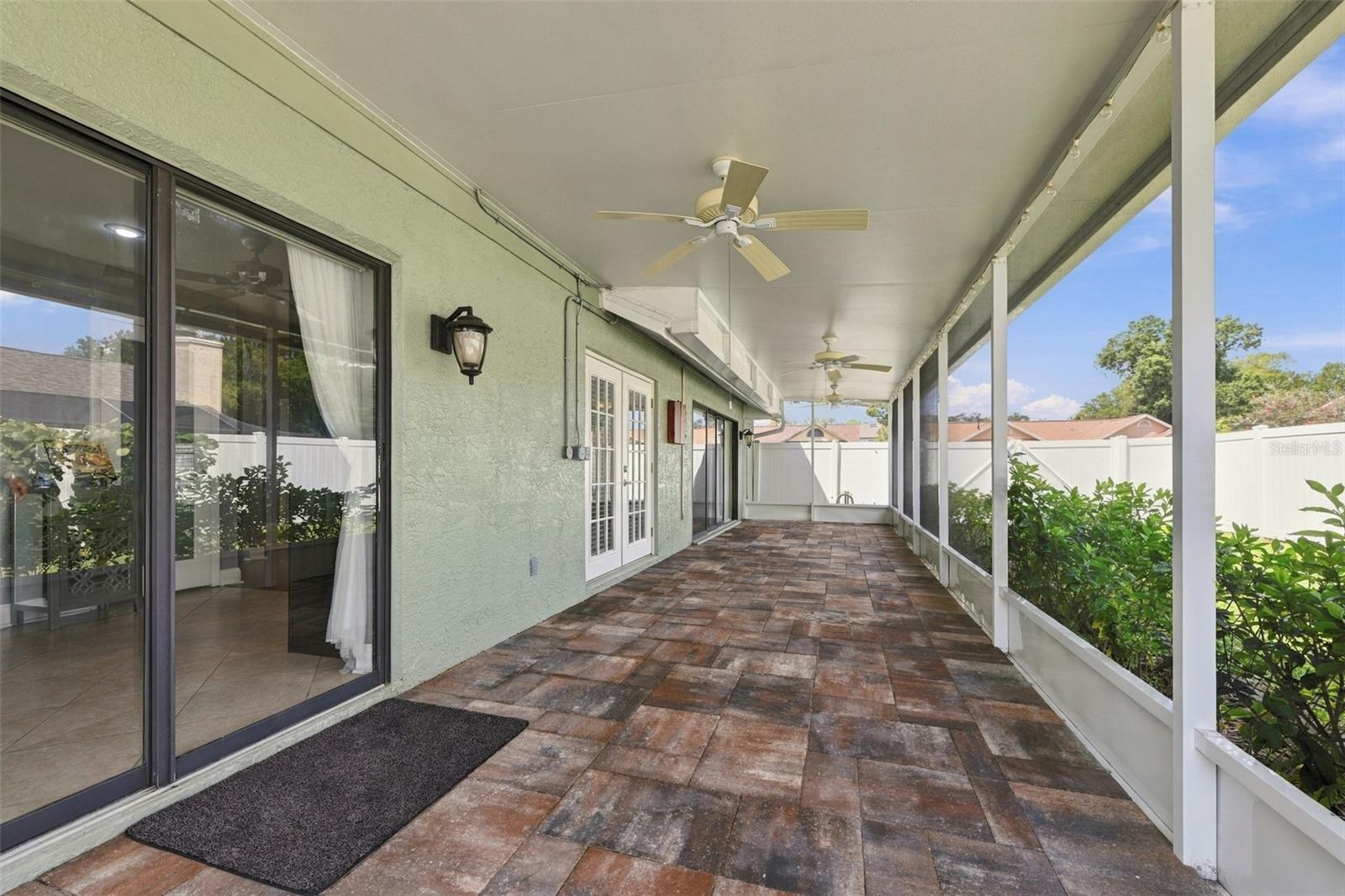 4717 KEMBLE COURT