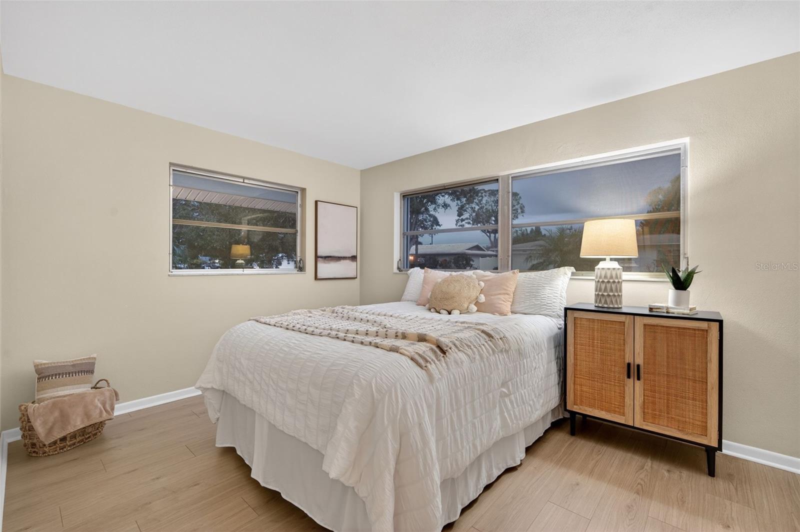 OAKHURST GROVES - Residential