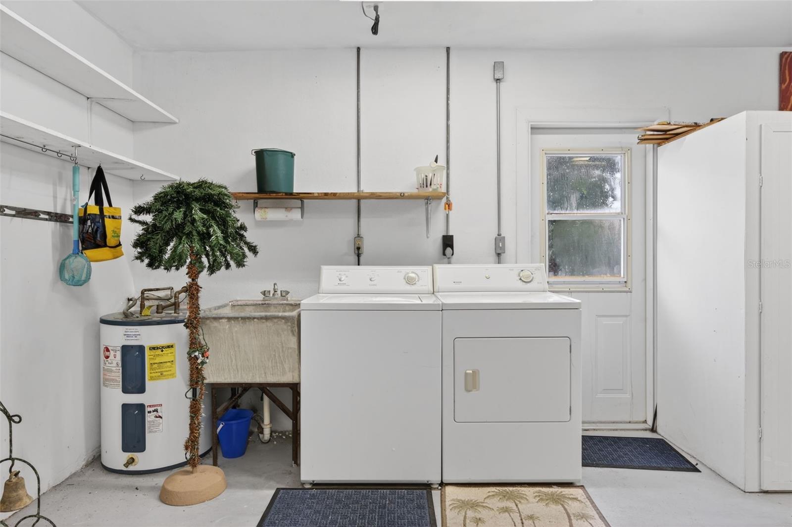 OAKHURST GROVES - Residential