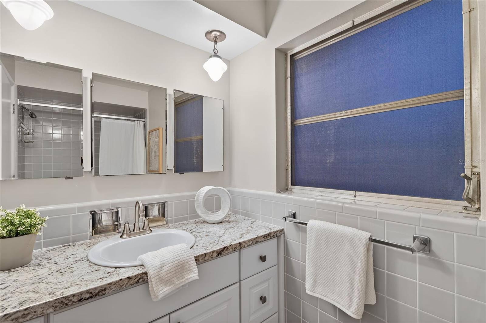 OAKHURST GROVES - Residential