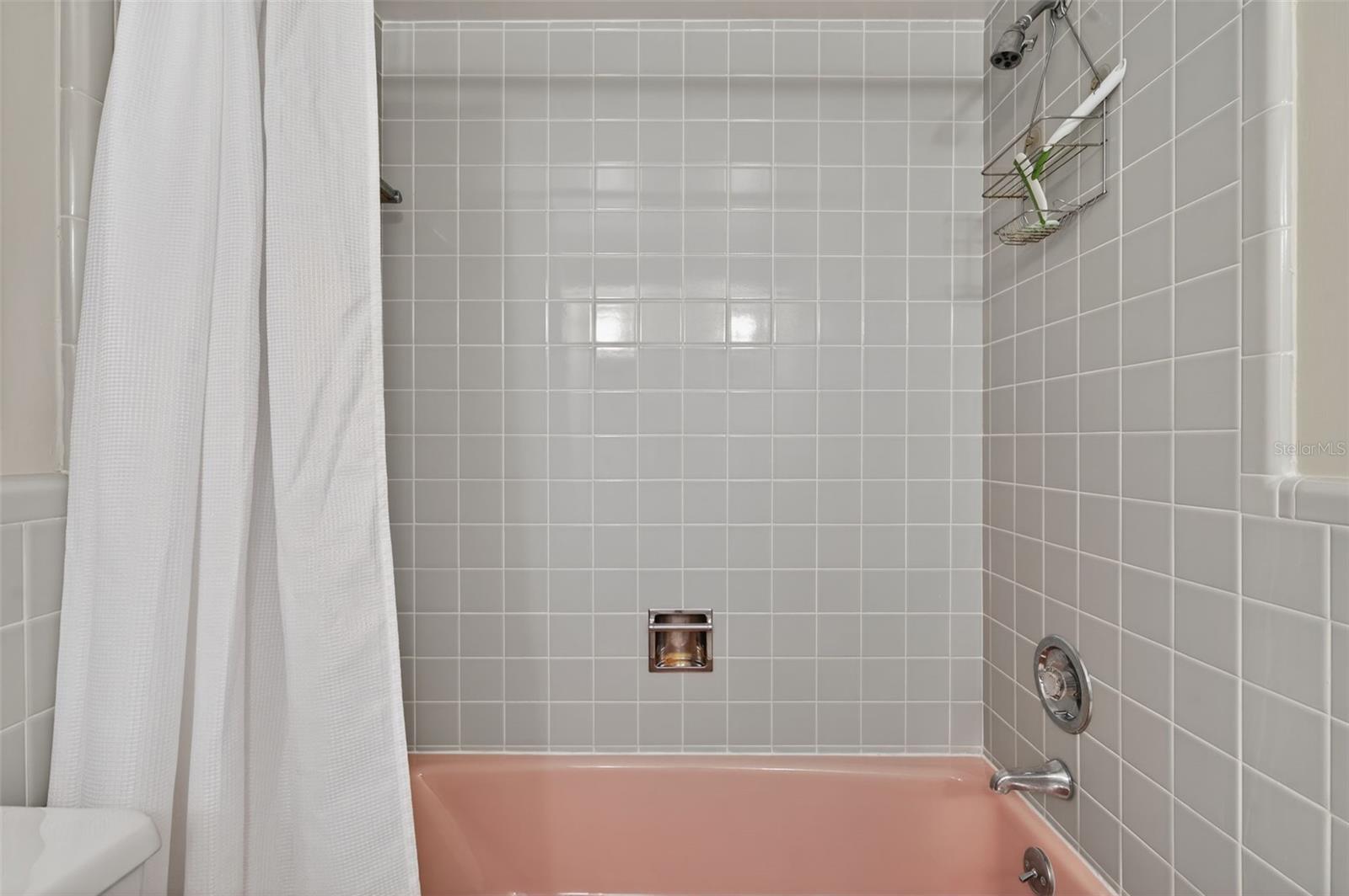 OAKHURST GROVES - Residential