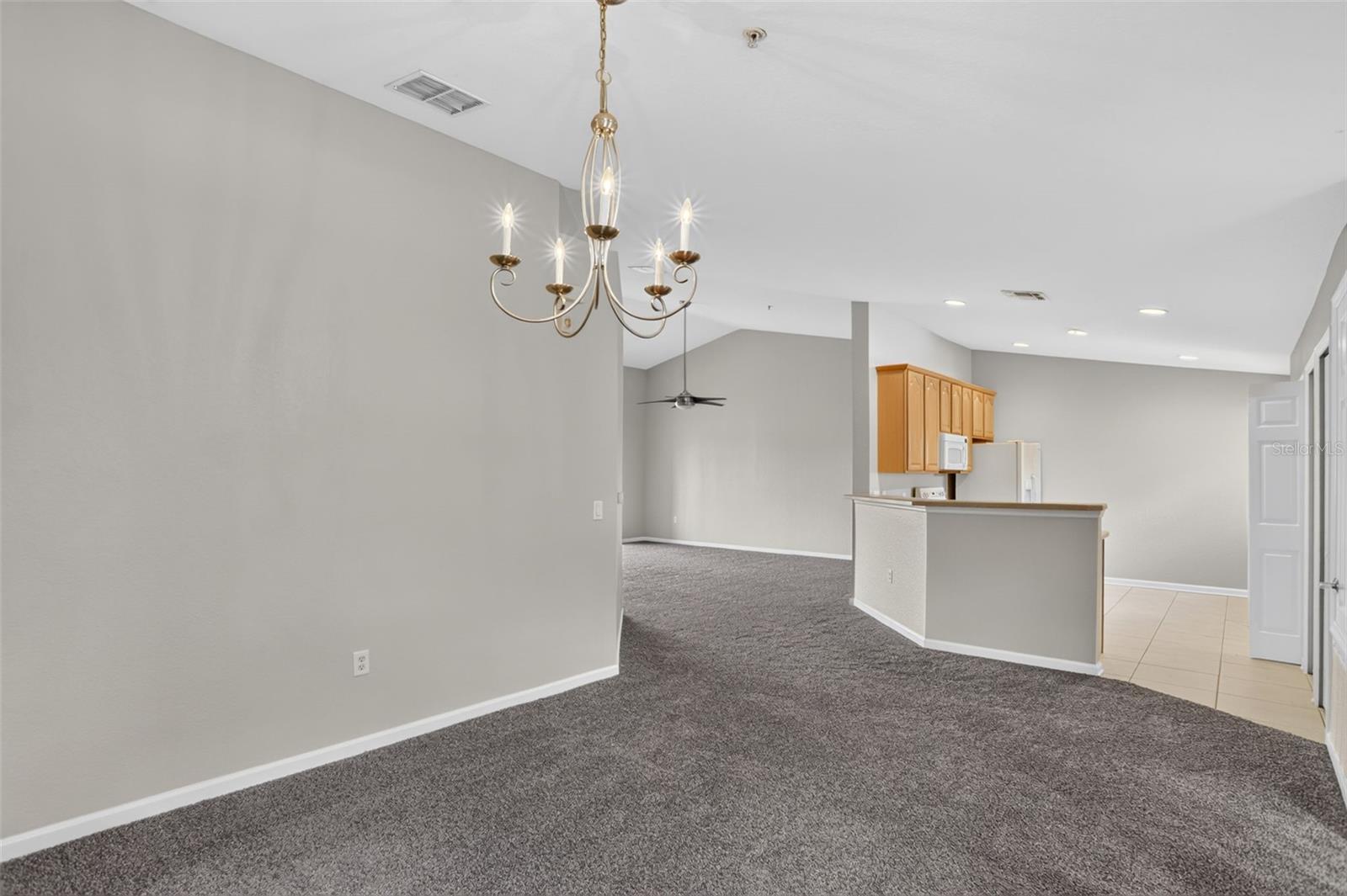 1258 GRADY LANE