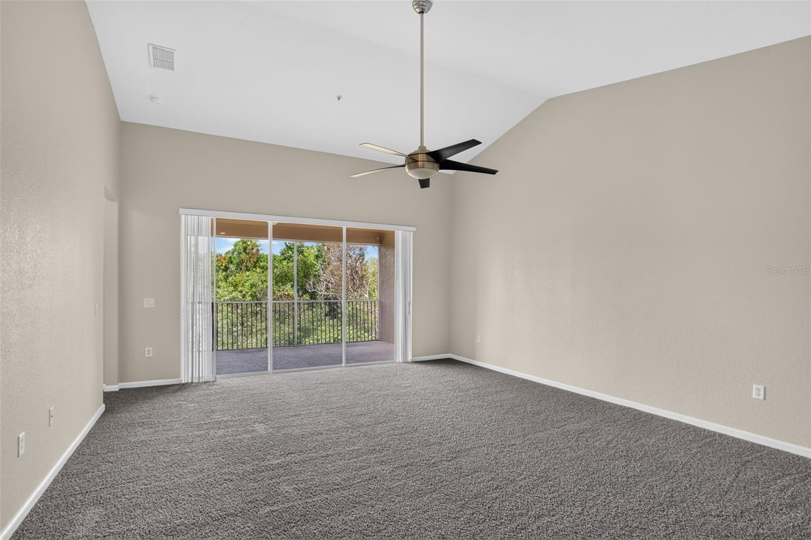 1258 GRADY LANE
