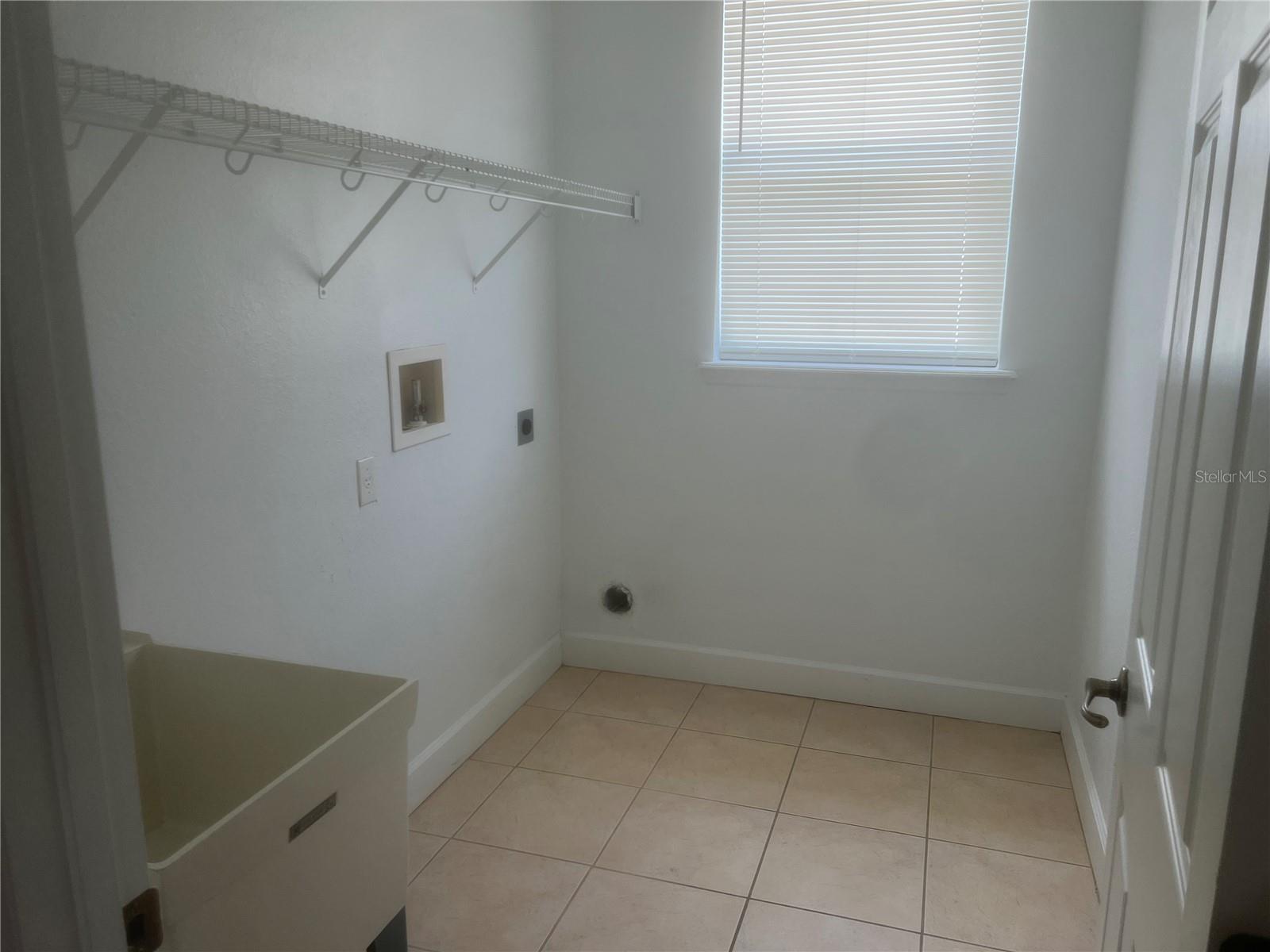 KINSLEY COURT - Residential