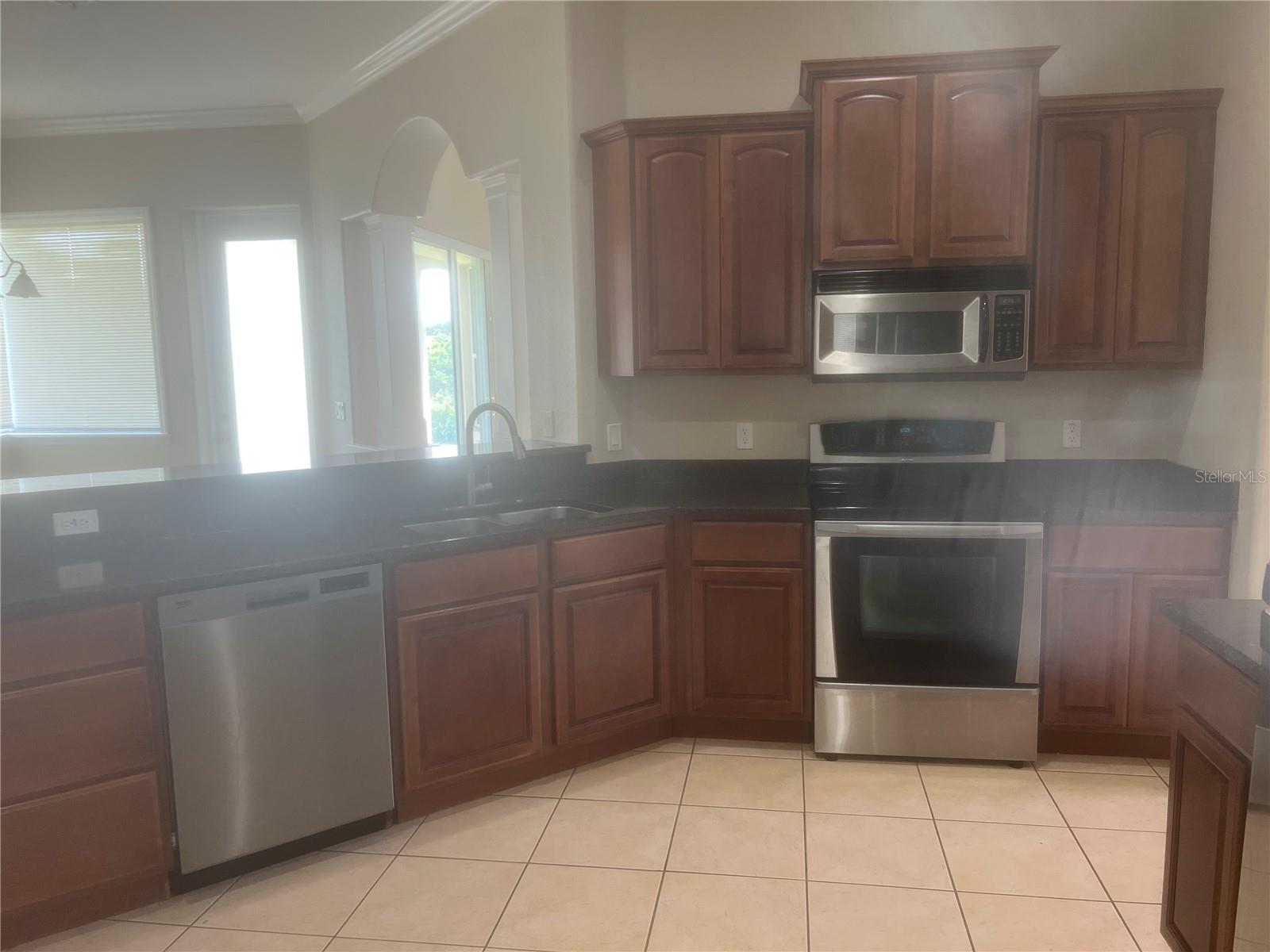 KINSLEY COURT - Residential