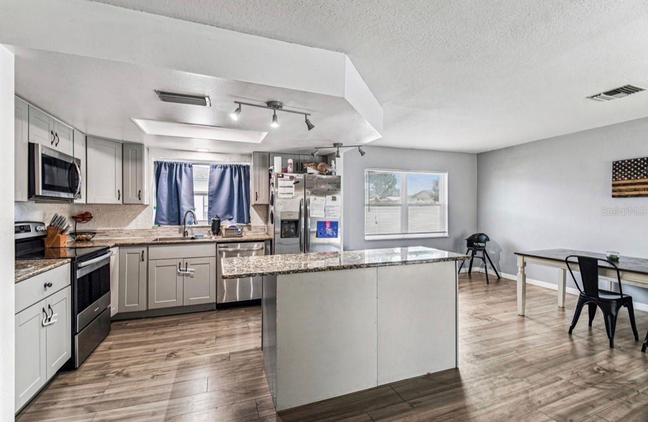 ORCHID LAKE VILLAGE - Residential