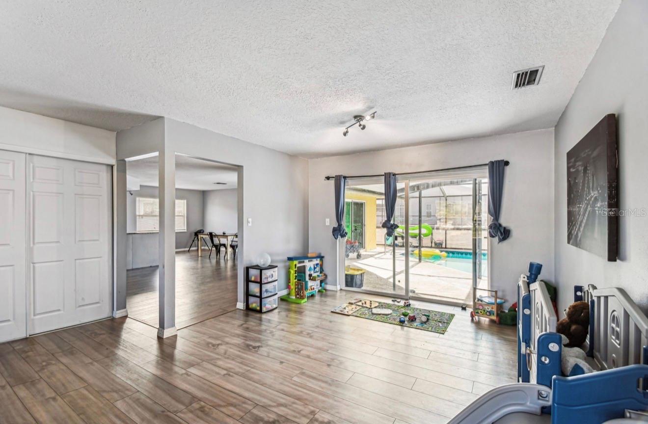 ORCHID LAKE VILLAGE - Residential