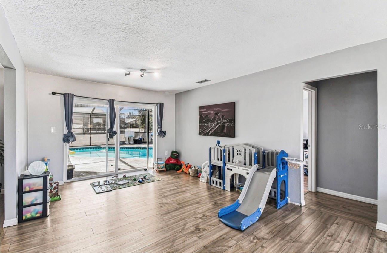 ORCHID LAKE VILLAGE - Residential