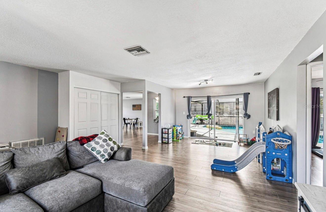 ORCHID LAKE VILLAGE - Residential