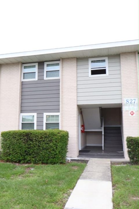 Photo of 827 Sky Lake Circle #A, Orlando, FL 32809 (MLS # S5149371)