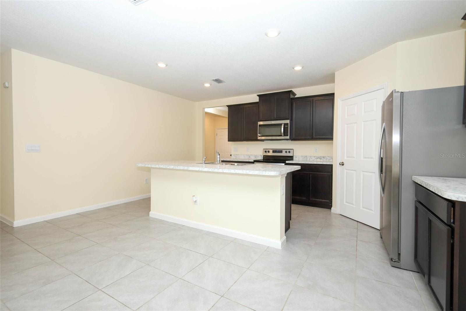 ADAMSON CRK PH ONE-C - Residential