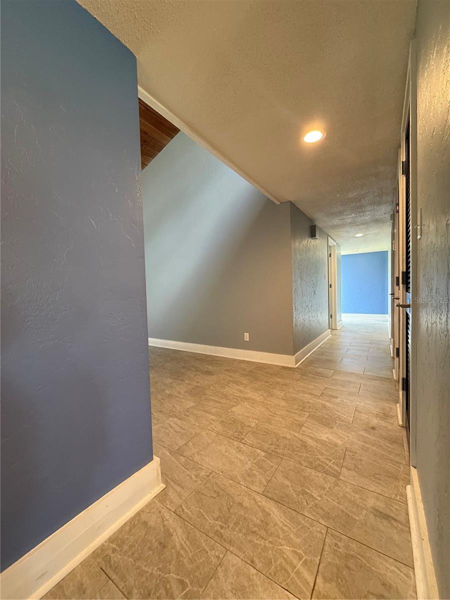 GRENELEFE CAMELOT CONDO PH 03 - Residential