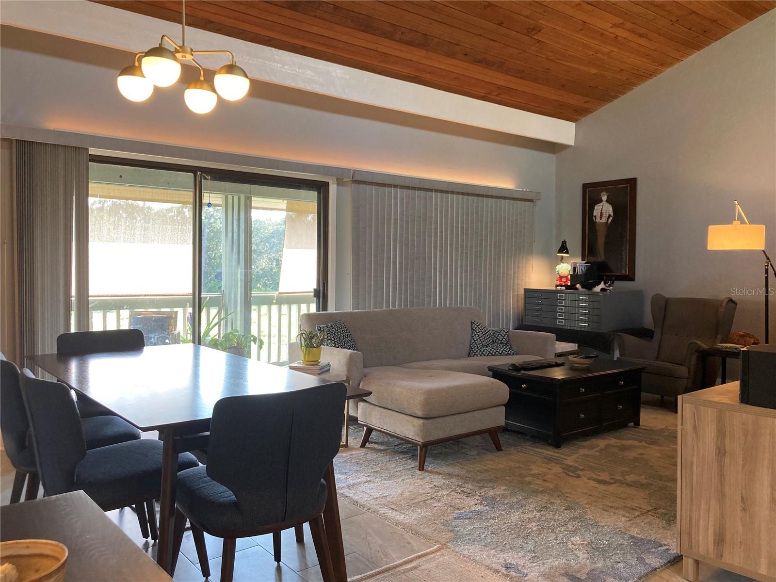 GRENELEFE CAMELOT CONDO PH 03 - Residential