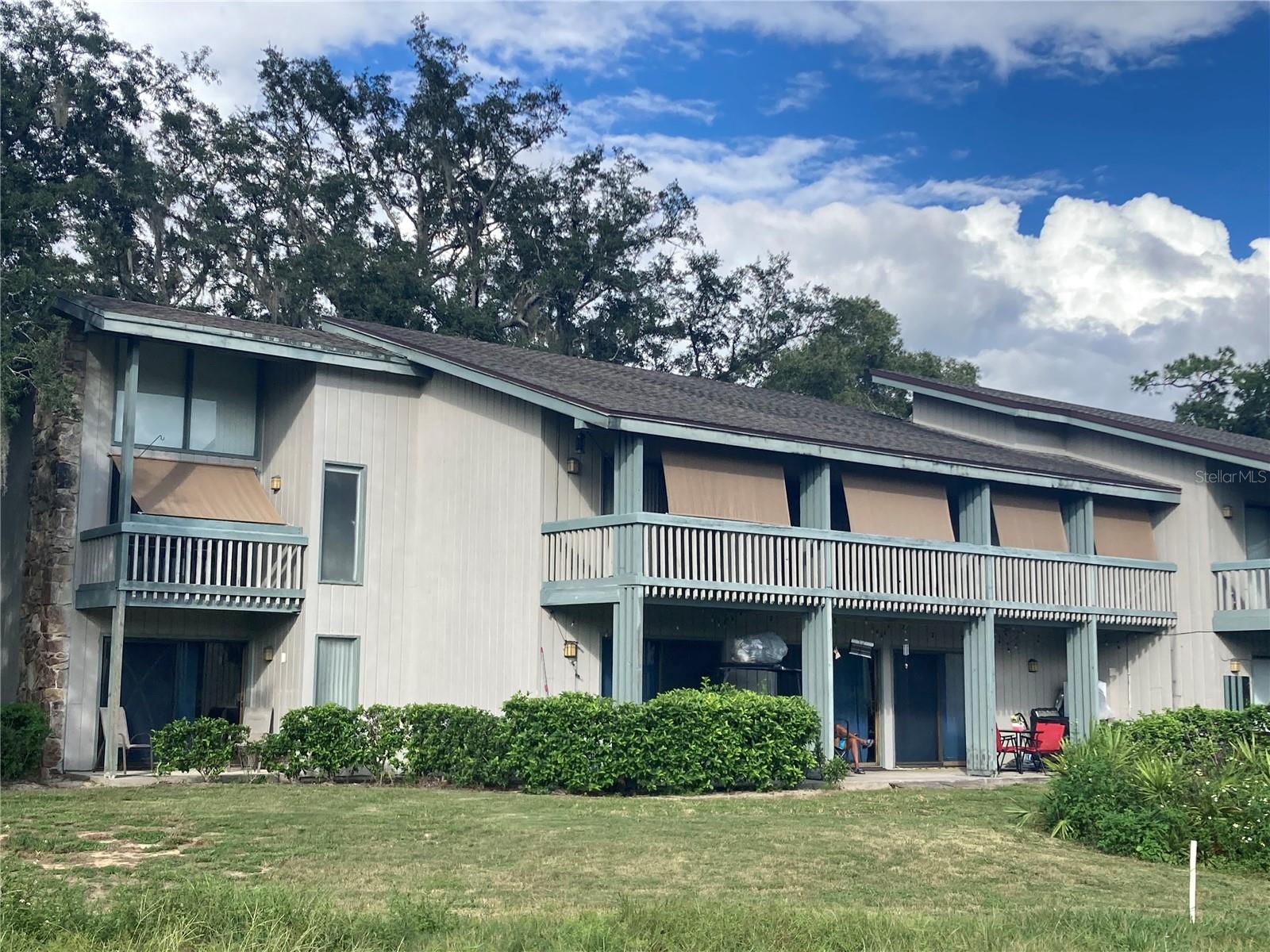 GRENELEFE CAMELOT CONDO PH 03 - Residential