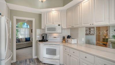 VILLAGEWALK - Residential