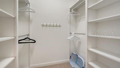 VILLAGEWALK - Residential