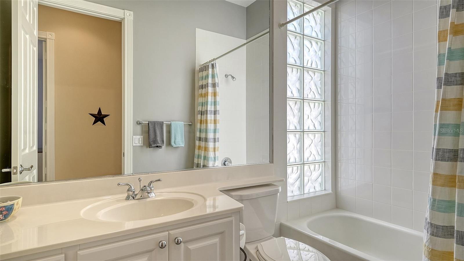 VILLAGEWALK - Residential