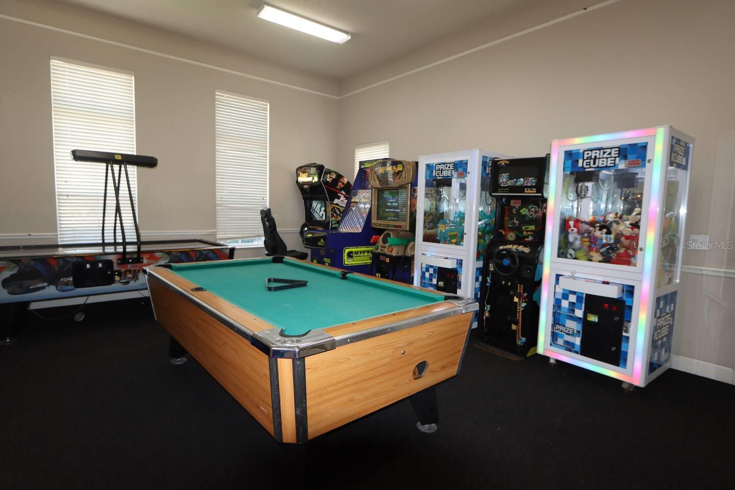 VENETIAN BAY VILLAGE CONDO PH 3 - Residential