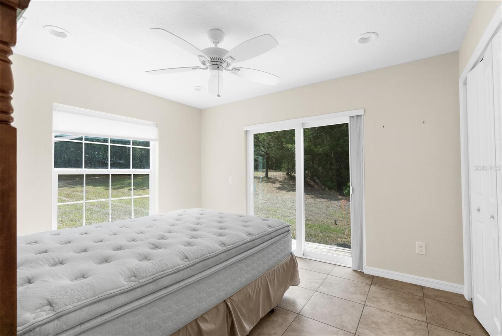 HONEYMOON LAKE UNREC - Residential