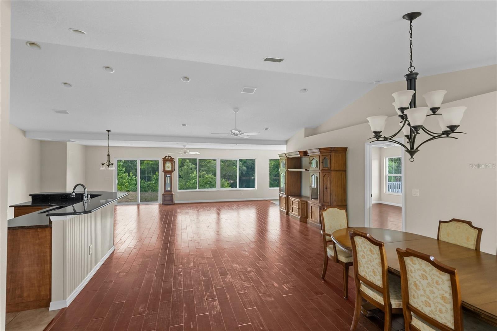 HONEYMOON LAKE UNREC - Residential