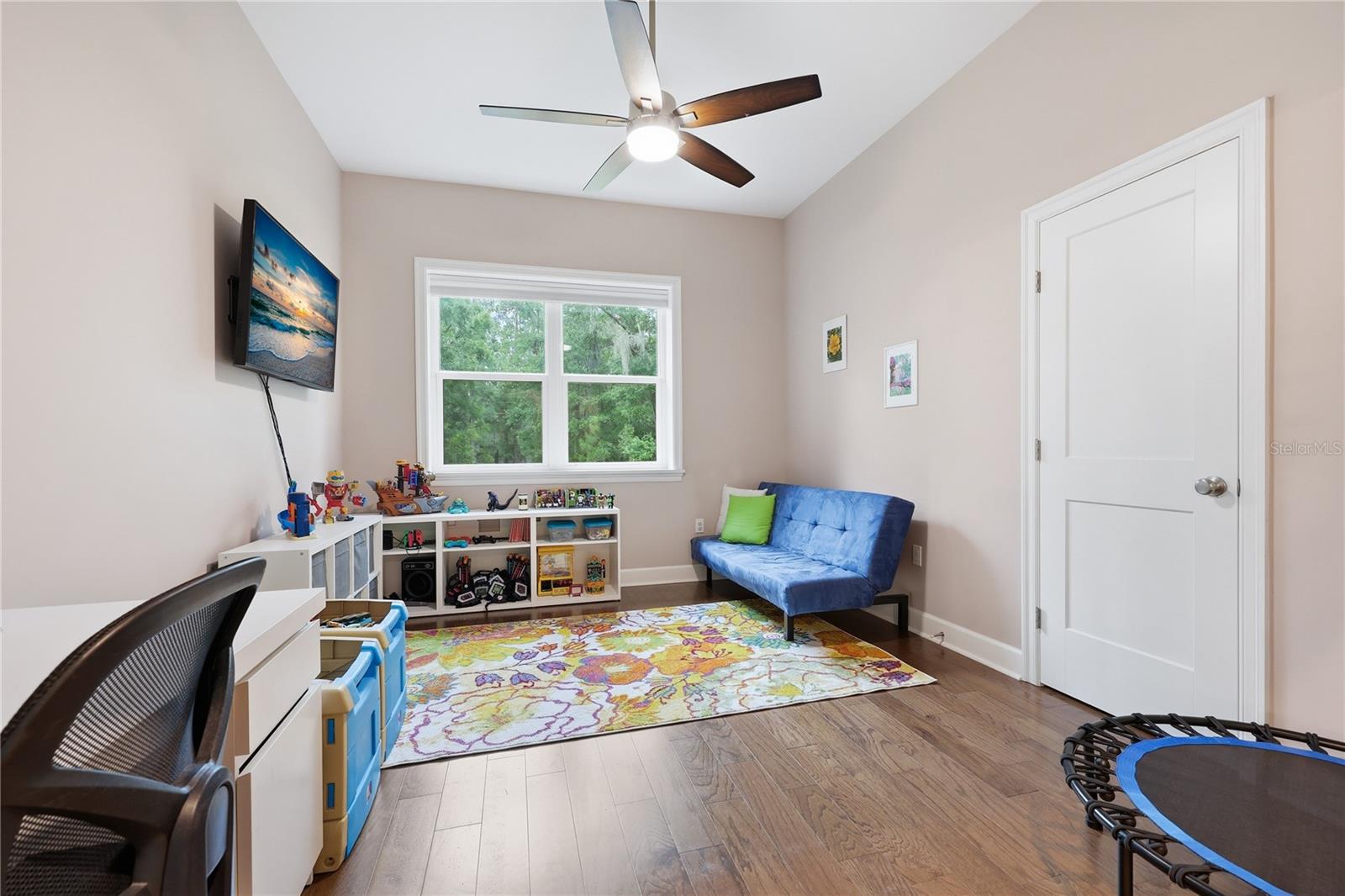 BARRINGTON PARK - Residential