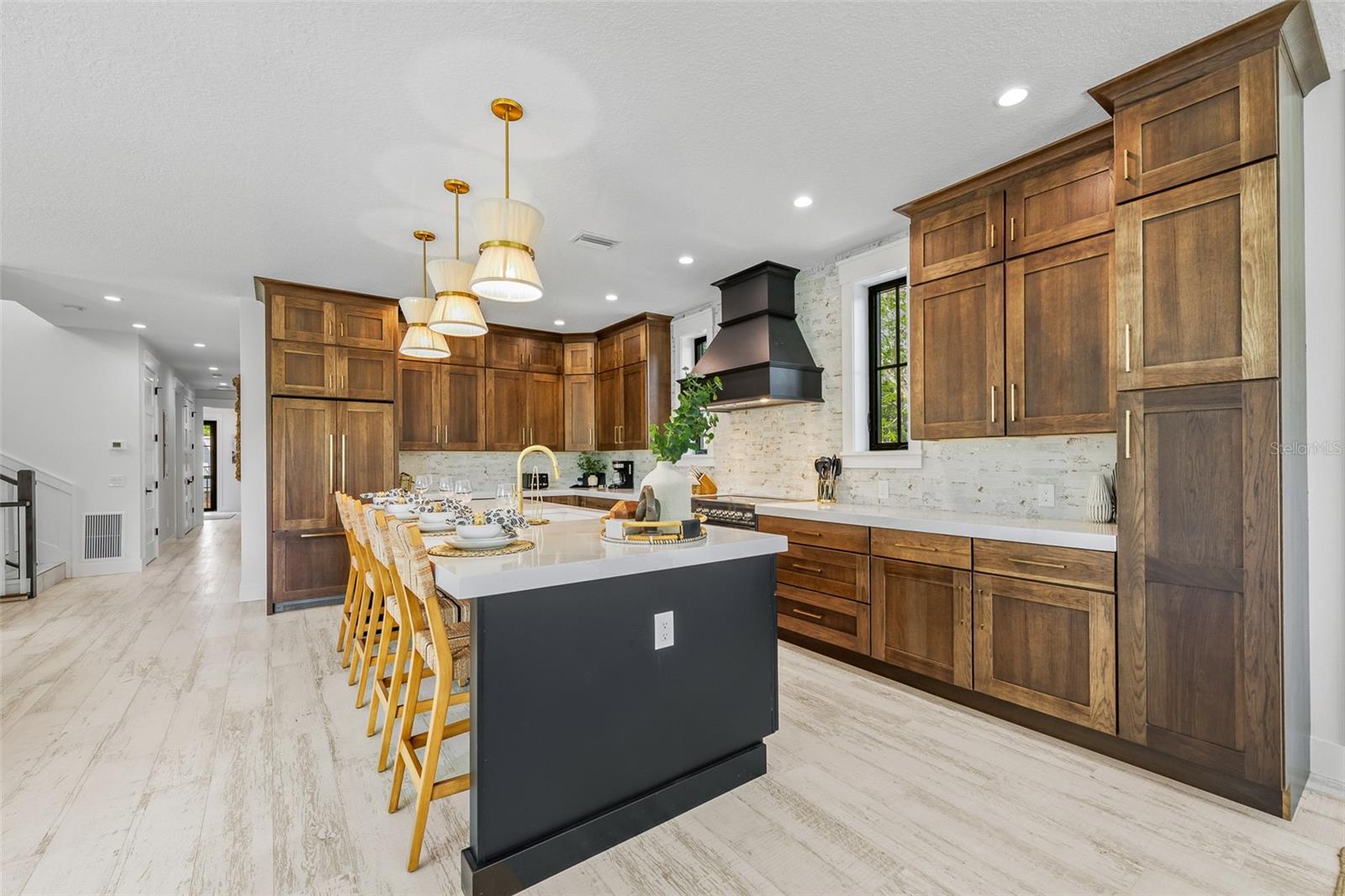 SAINT ARMANDS DIV JOHN RINGLING ESTATES - Residential