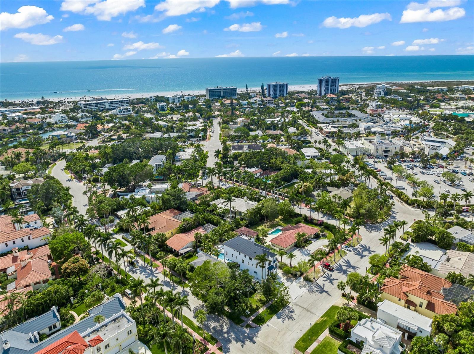 SAINT ARMANDS DIV JOHN RINGLING ESTATES - Residential