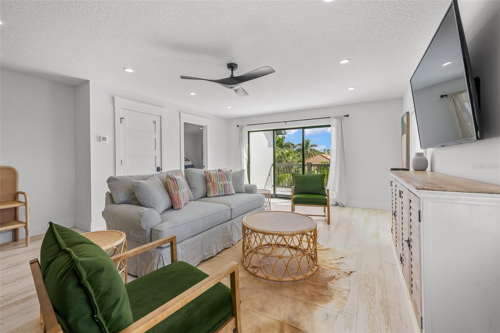 SAINT ARMANDS DIV JOHN RINGLING ESTATES - Residential