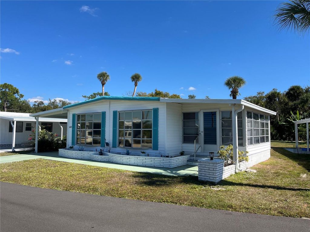 Photo of 609 Cervina Drive, Venice, FL 34285 (MLS # N6144947)