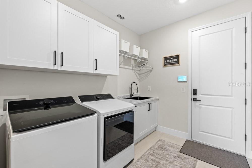 FOOTHILLS PRESERVE - Residential