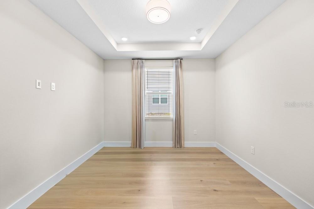 FOOTHILLS PRESERVE - Residential