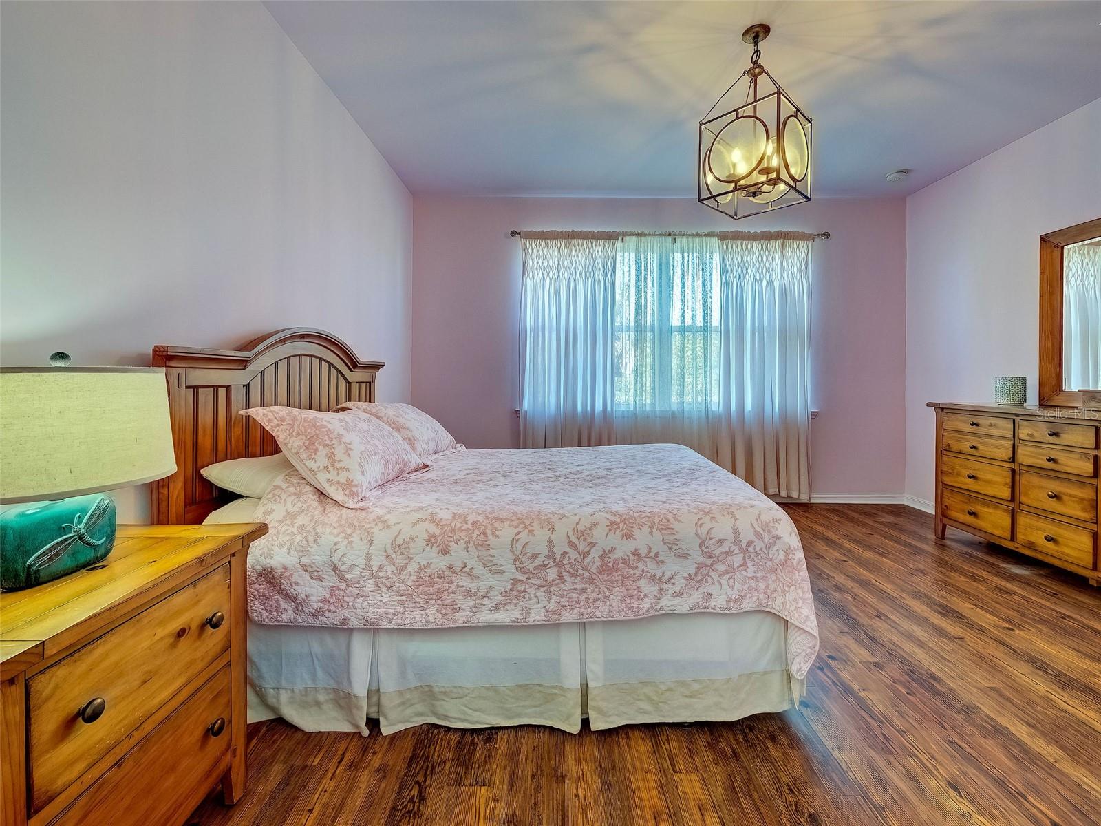 VENTURA VILLAGE - Residential