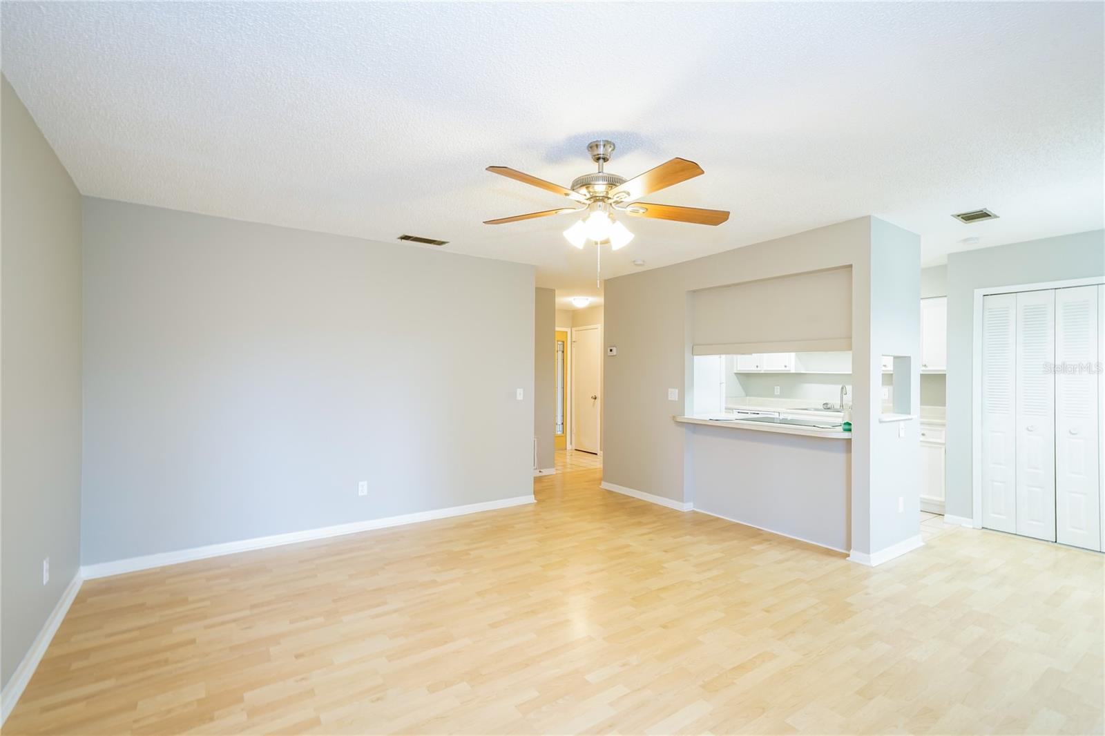 THE GROVES NORTH - Residential Lease