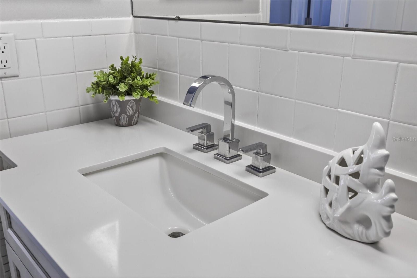 FLOR A MAR - Residential