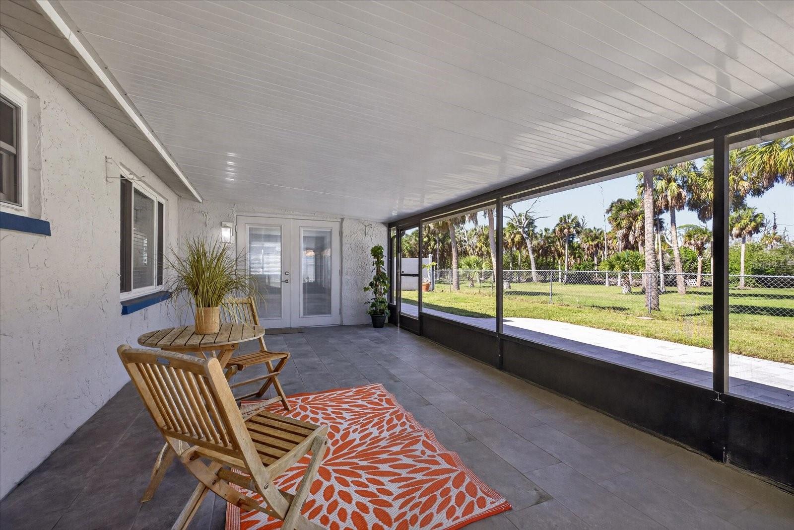 FLOR A MAR - Residential