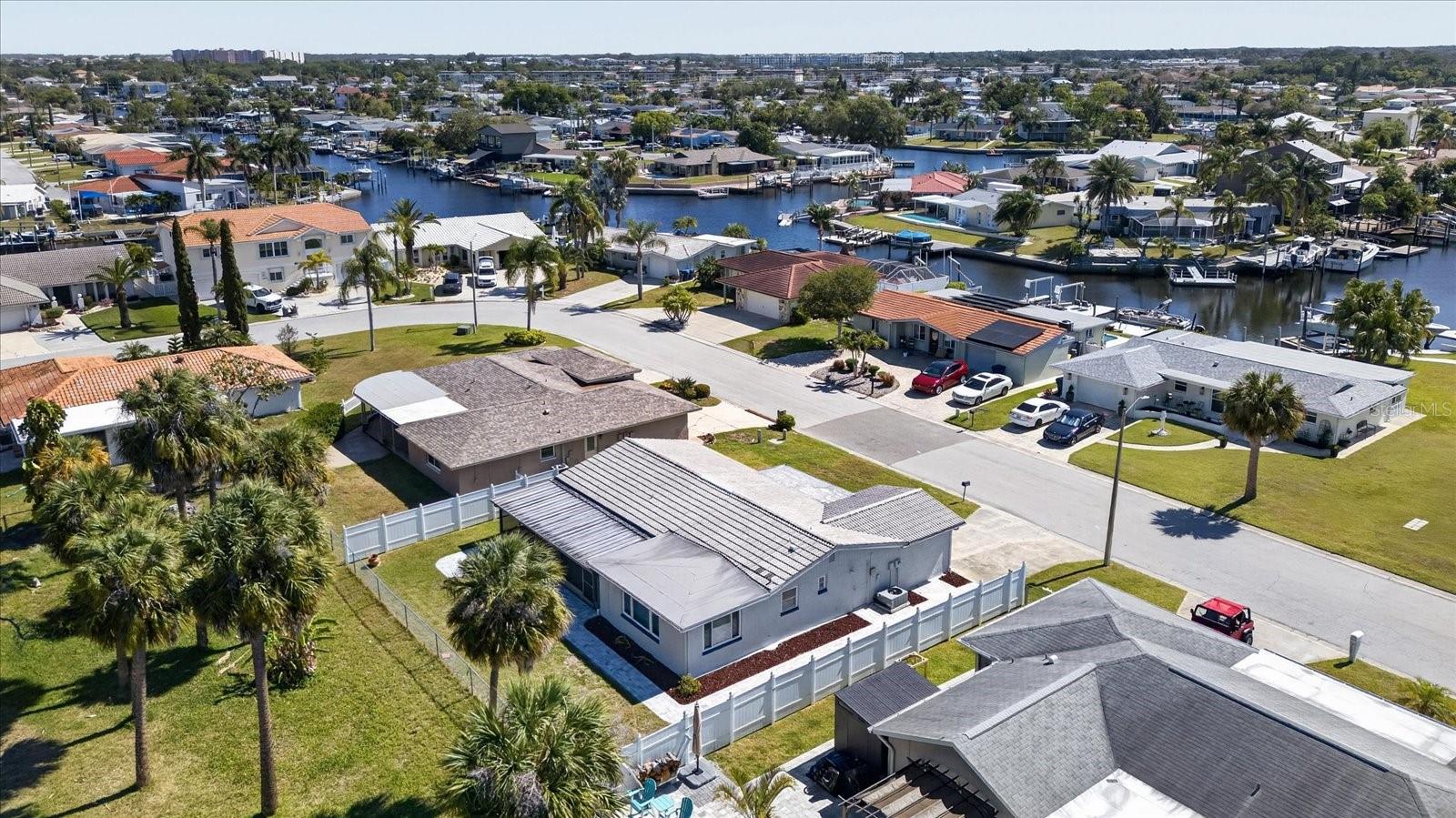 FLOR A MAR - Residential