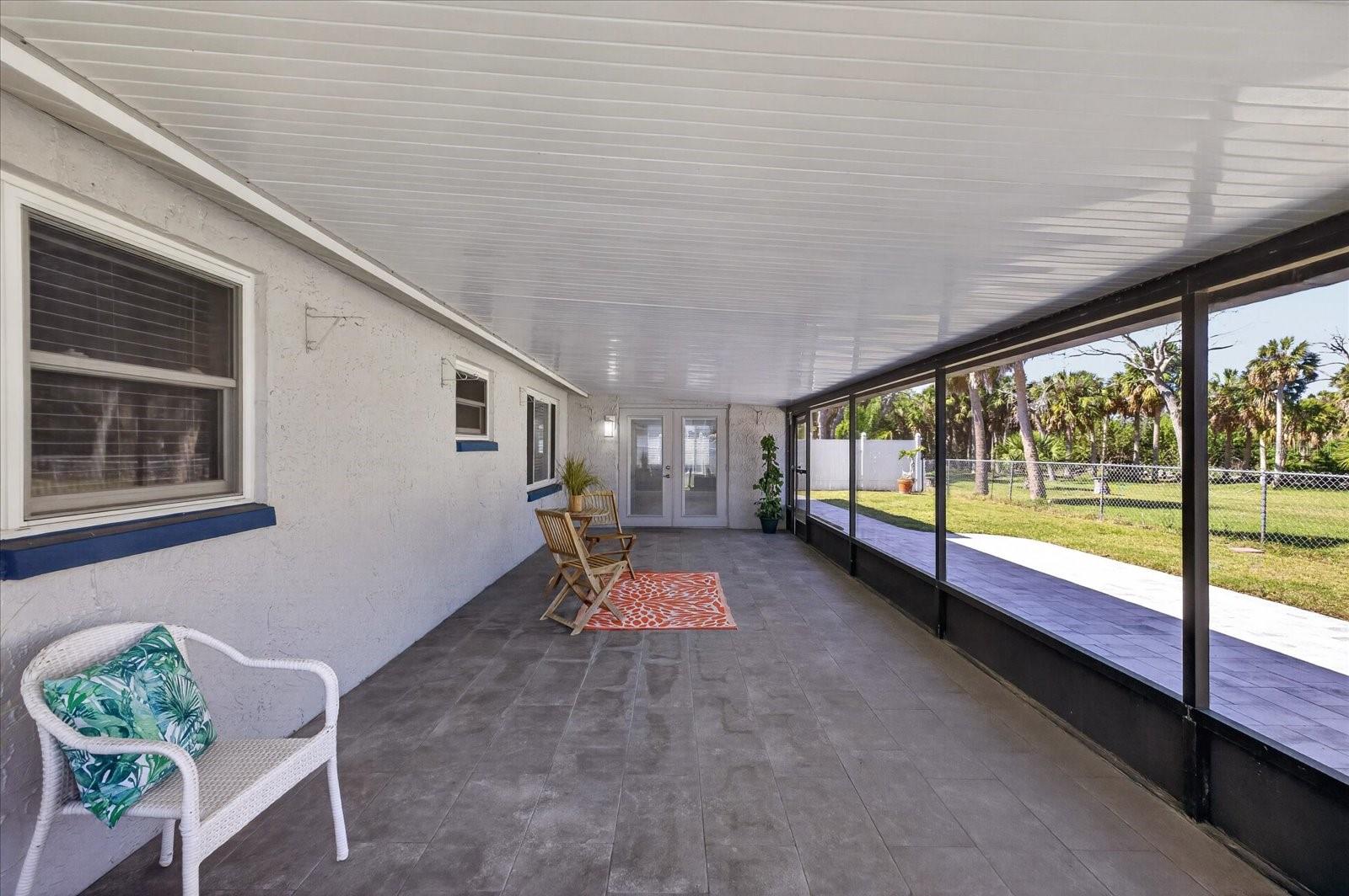 FLOR A MAR - Residential